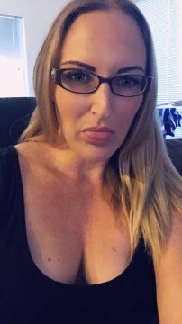 rule34Artist de Val-d'Oise, France